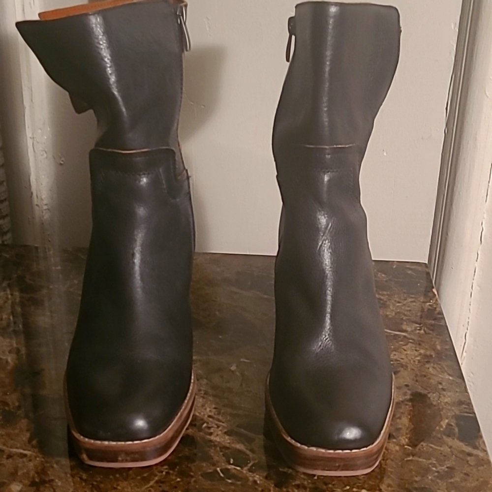 Womens black leather riding boots